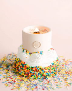 The Birthday Cake Candle - Vanilla Frosting & Buttercream