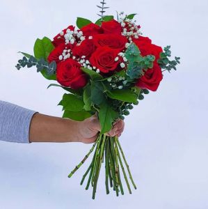 Dozen Red Roses Hand-Tied